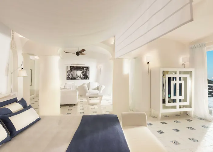 Jumeirah Capri Palace ホテル 5*